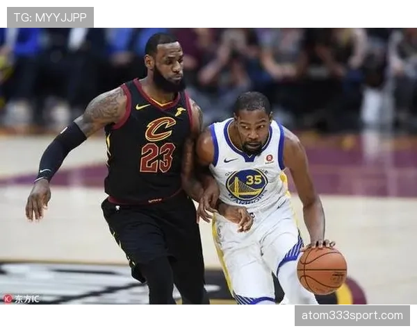 国际篮联和NBA的干扰球判罚有何不同?一图看懂规则差异 国际篮联和NBA的干扰球判罚有何不同?一图看懂规则差异